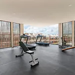 Exclusive 2-Bedroom Ph With Rooftop & Pool