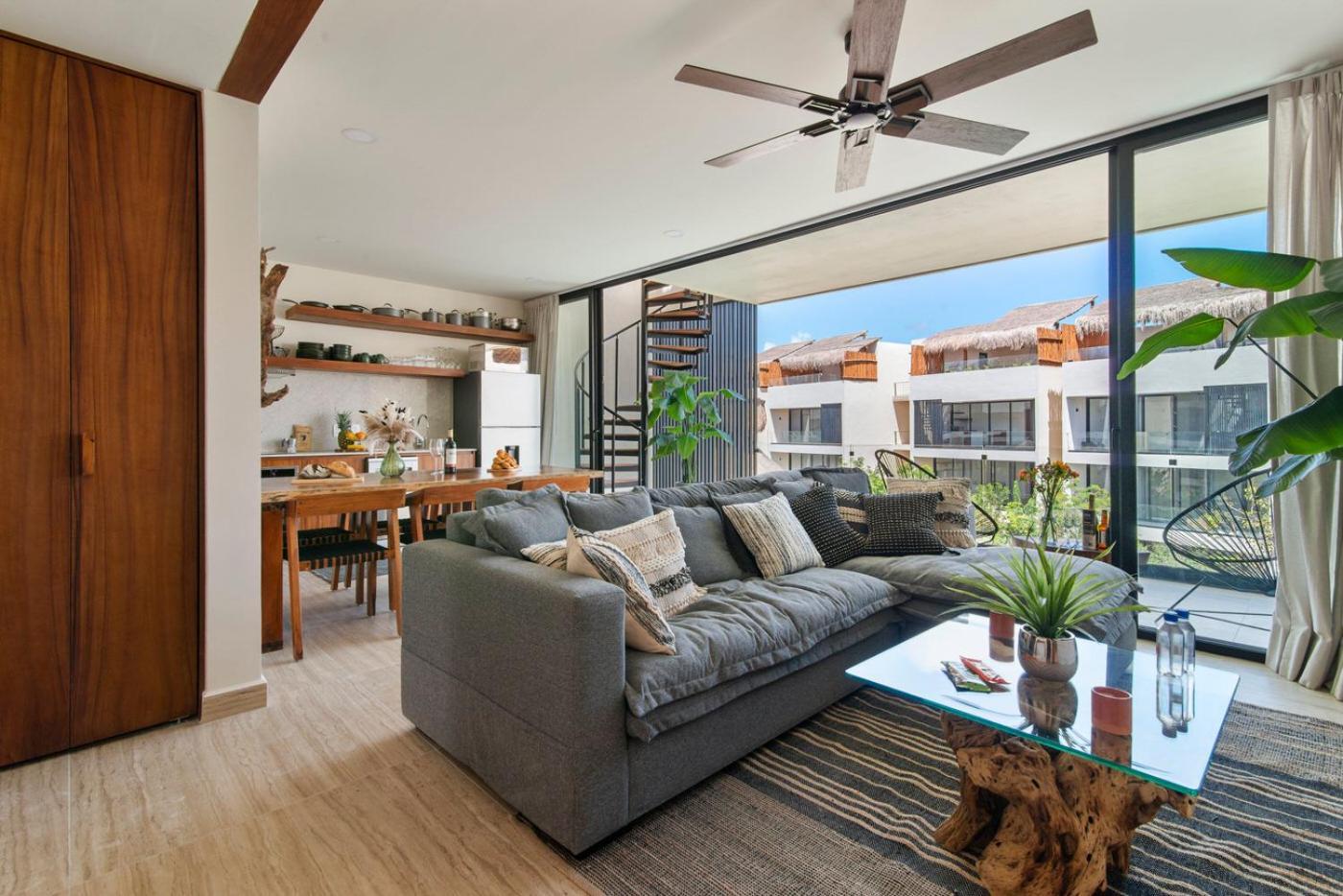 Apartment Exclusive 2-bedroom Ph With Rooftop & Pool