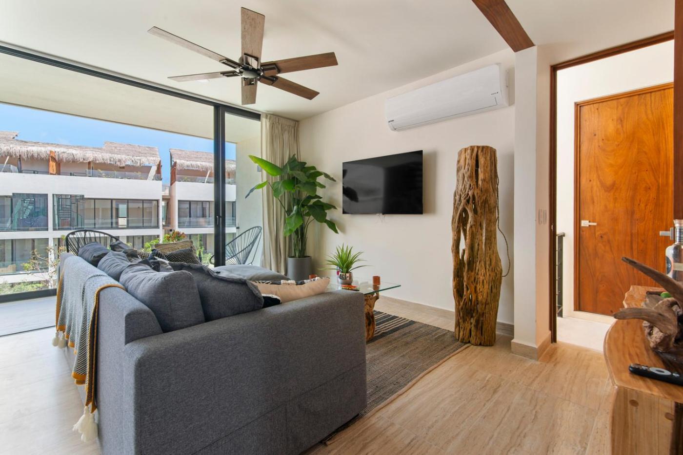Exclusive 2-bedroom Ph With Rooftop & Pool *