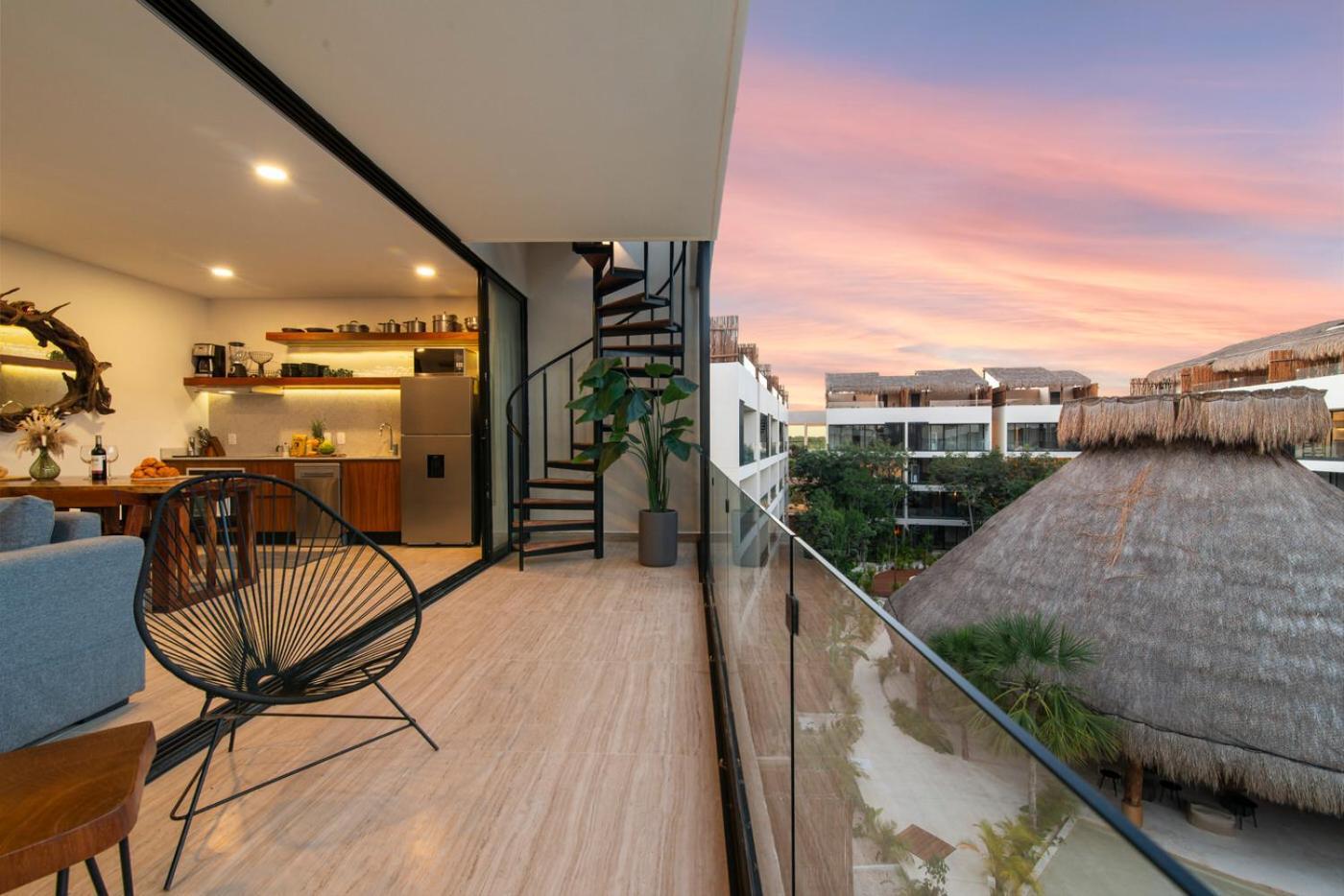 Apartment Exclusive 2-bedroom Ph With Rooftop & Pool